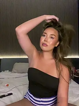 mayakitsune69 live cam