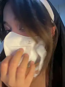 美女Toffee-00在线直播