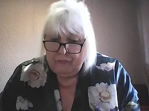 Alexia64231 live cam