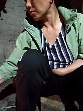 tintin321 - TinTin321's free webcam - UK Sex Cams