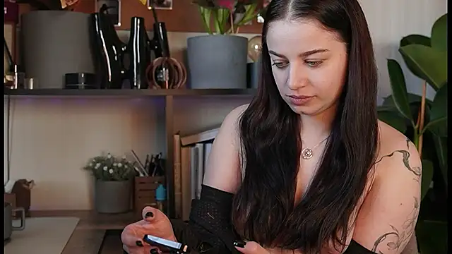 just_dakota_ - Just_dakota_'s free webcam - UK Sex Cams