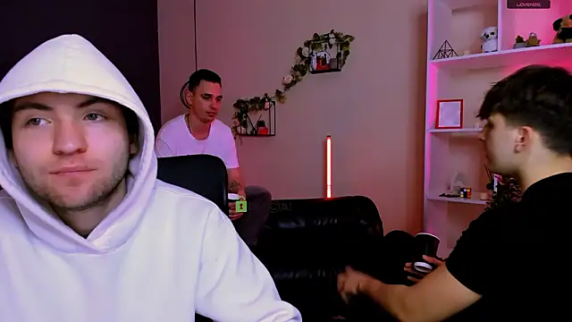 travis_wolf_ - Travis_wolf_'s free webcam - UK Sex Cams