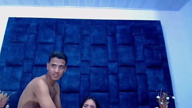 groupnolimits - GroupNoLimits's free webcam - UK Sex Cams