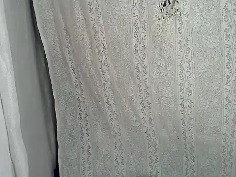 Nikah_loves_u live cam