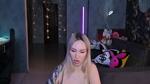 Blckmirrorr live sex cam