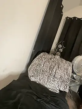 Exotic_Queen_'s Stripchat show and profile