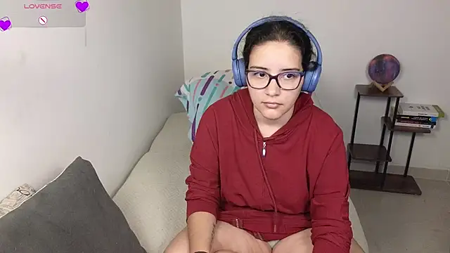 blue__moon_ - Blue__moon_'s free webcam - UK Sex Cams