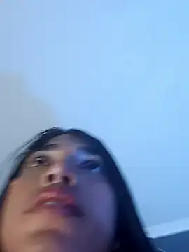 ambarfoxx_ (T young) - MAKE ME YOUR SLUT AND MAKE ME FRIENDLY