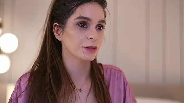 doviaclaire (F young) - cum, squirt