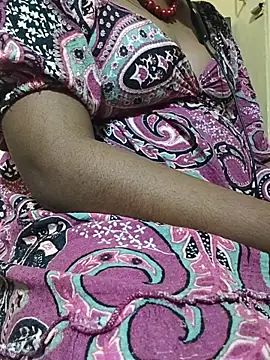 anjali_cute-pondati (Ask my age) - Nude in public for 5 mins