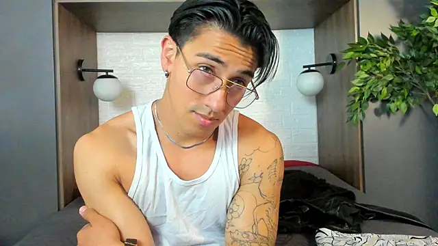 andy_joy_ (M young) - dance