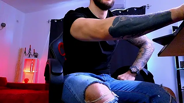 mightyaaron66 (M young) - 𖤐🔥 parTy Time ,House parTy  !  💨𖤐