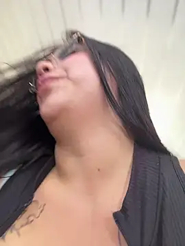 im-ali (F young) - fingers pussy + cummm