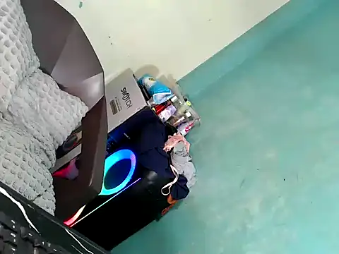 freakymariah26 (T young) - wanna cum togther babe