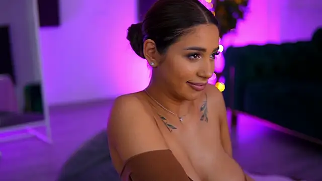 siennaruh (F young) - good warmup for my pussy