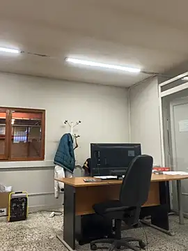 alanarius18 (F milf) - Tits en el trabajo🔥🔥🔥