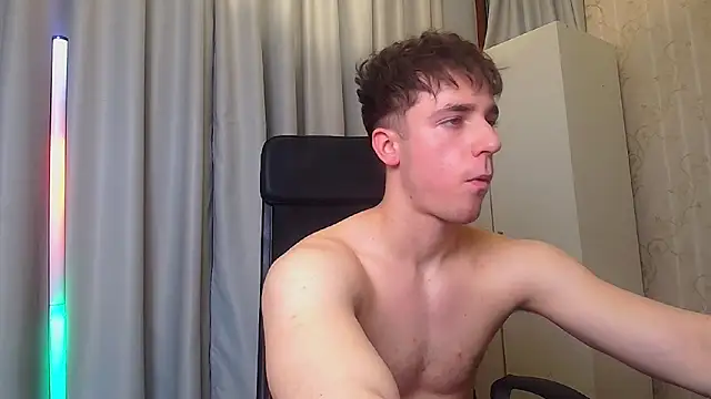 kellenwest (M twink) - cum showw