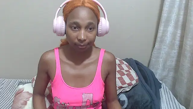 extradoll (F young) - come explore my wet cat