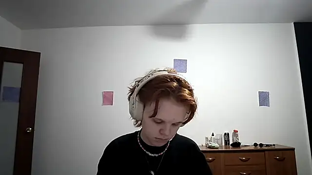 curlapettybom - CurlaPettyBom's free webcam - UK Sex Cams