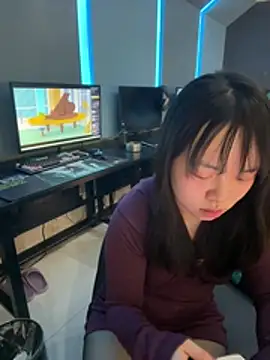 ttbeibei178 (Ask my age) - 户外网吧漏出勾引陌生人 打飞机 无套内射