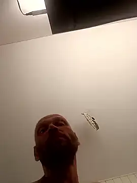 luk4ubb (Ask my age) - Hraní 2 masturbatory najednou!