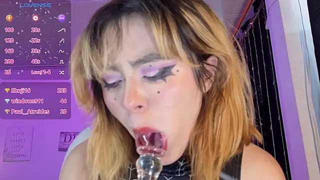 ninasakura_eup - NinaSakura_Eup's free webcam - UK Sex Cams