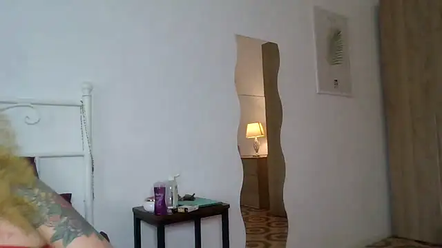 ASSERINAAA Live Webcam on Stripchat