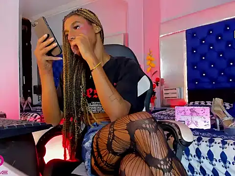 ciara_hotts (T teen) - cum naked bitch