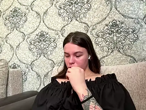 akikoankrom - AkikoAnkrom's free webcam - UK Sex Cams