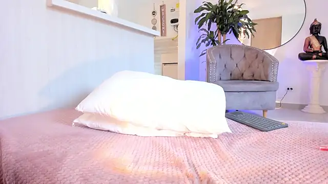 aishapeyton_ - Aishapeyton_'s free webcam - UK Sex Cams