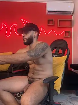 mike_savage3 (M young) - Oil in my chest and play hard nipples