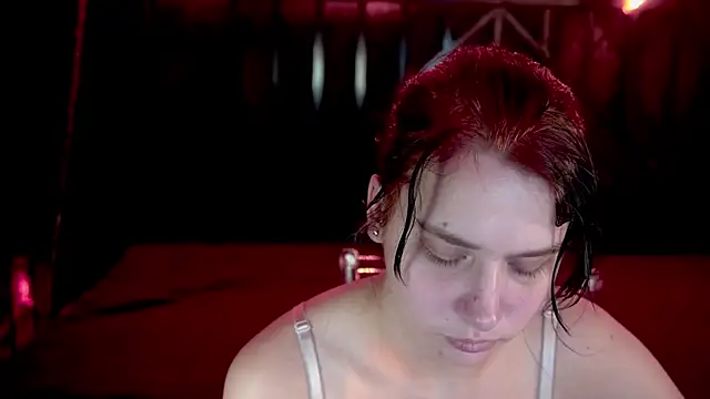 LiviaShy live sex cam