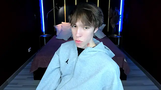 markbranston (M twink) - Jerking in underwear