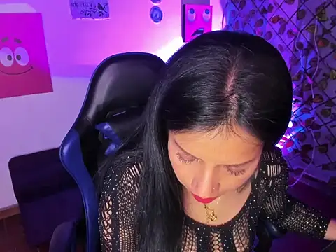 megan_collinss1 - Megan_Collinss1's free webcam - UK Sex Cams