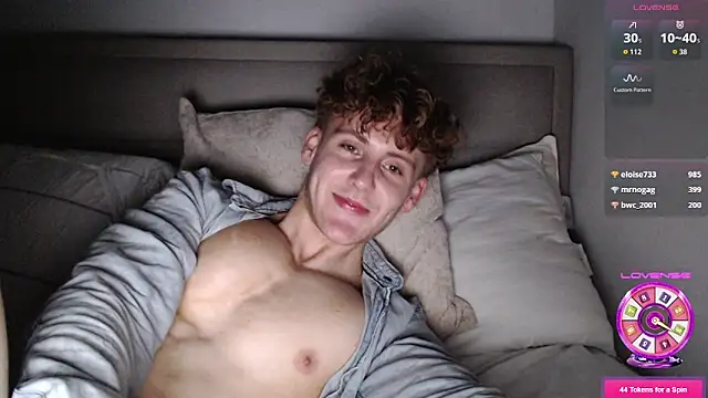 DominantAlex18 live cam