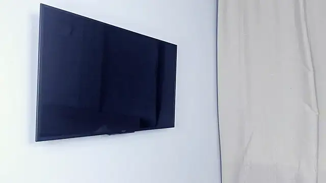 ValeneRomer live cam