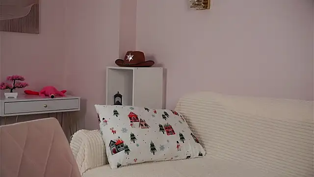 SunnivaCovil live sex cam