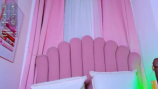 NicoleMadrird live cam