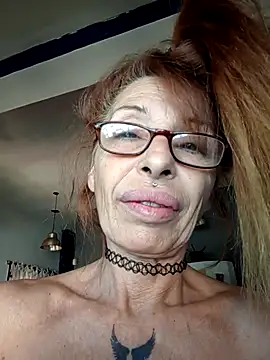 frozenwaffle (F mature) - Squirt mmmm ct2min