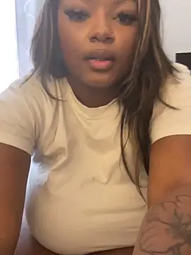 fxncymuse (F young) - Oil ass+ shake it