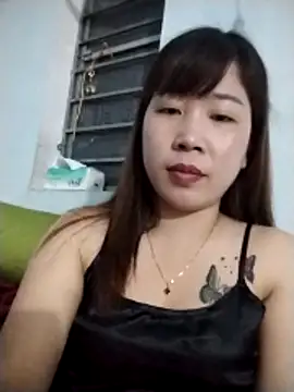 kiki-vn (F young) - shopping đón tết