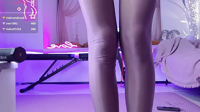 nidekikibabe-2026 (F young) - 今日只有两场票！一周一次炮机限定健身教练筋膜枪超快炮机插穴插喷水