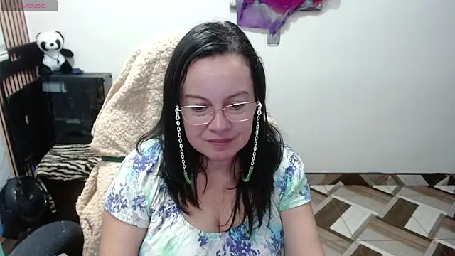 sonialorens_ - Sonialorens_'s free webcam - UK Sex Cams