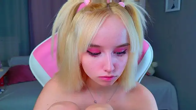 popjenny (F teen) - fingering my pussy