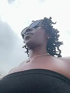 choclatepeaach live cam