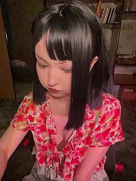 lalallalalaa- live sex cam