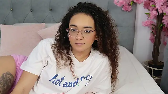 Taylor_Tina live cam