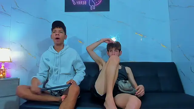 Spicy_guys live cam