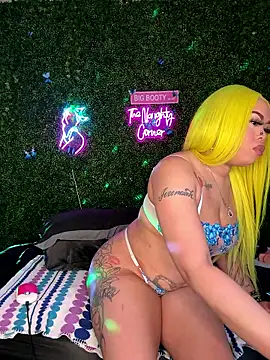 RenaThickAss live cam