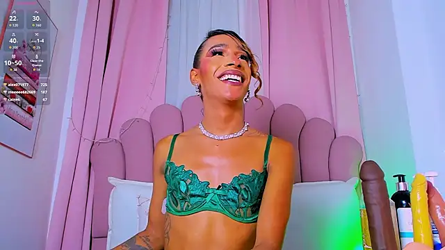 NicoleMadrird live cam